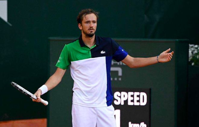 本球星三笘 本球星三笘