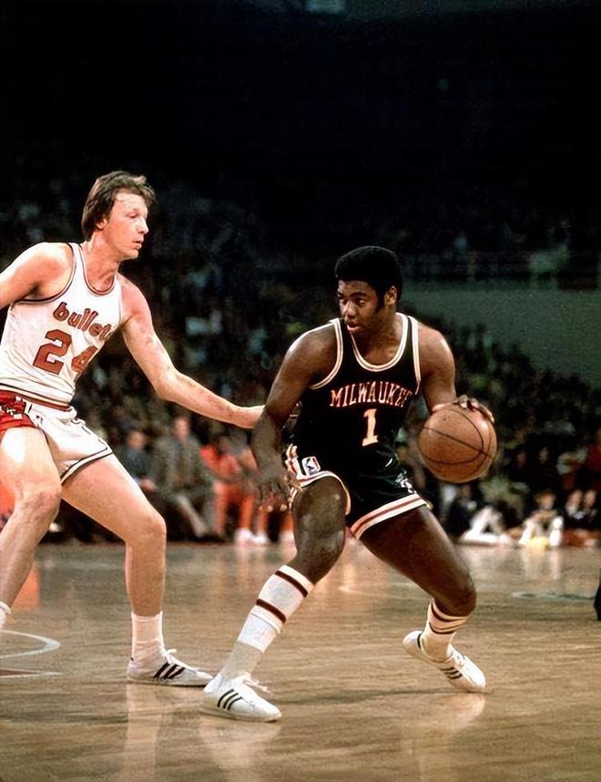 个首轮与年 个首轮与年