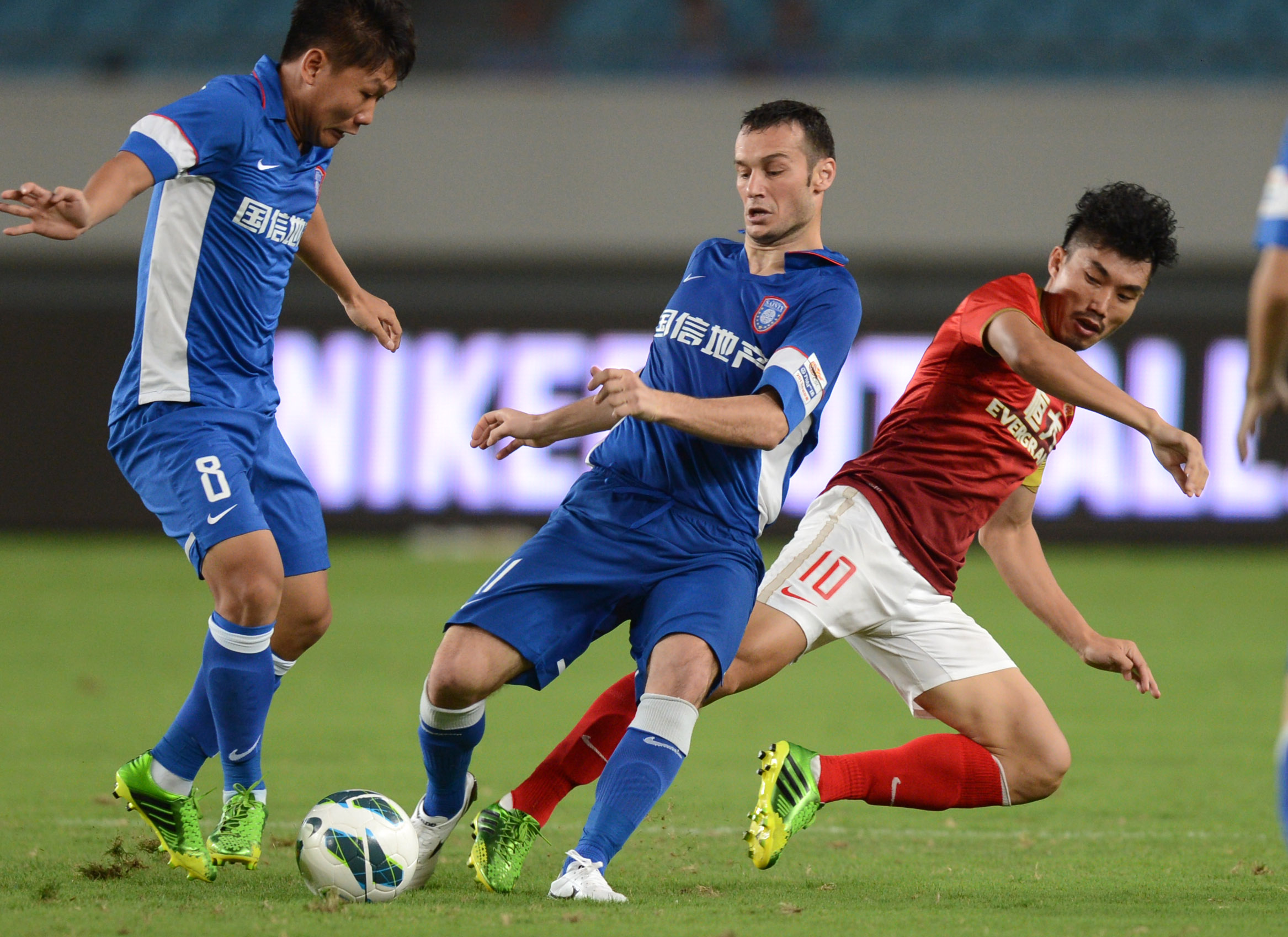 而是耐心 而是耐心